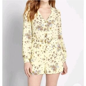 ModCloth Time To Suit Up Yellow Floral Long Sleeve Button Up Romper Size Small